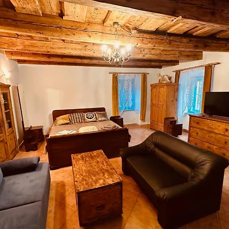 Zazrak * Banská Štiavnica